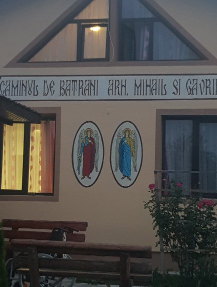 Caminul de batrani Arh. Mihail si Gavriil - Dambovita